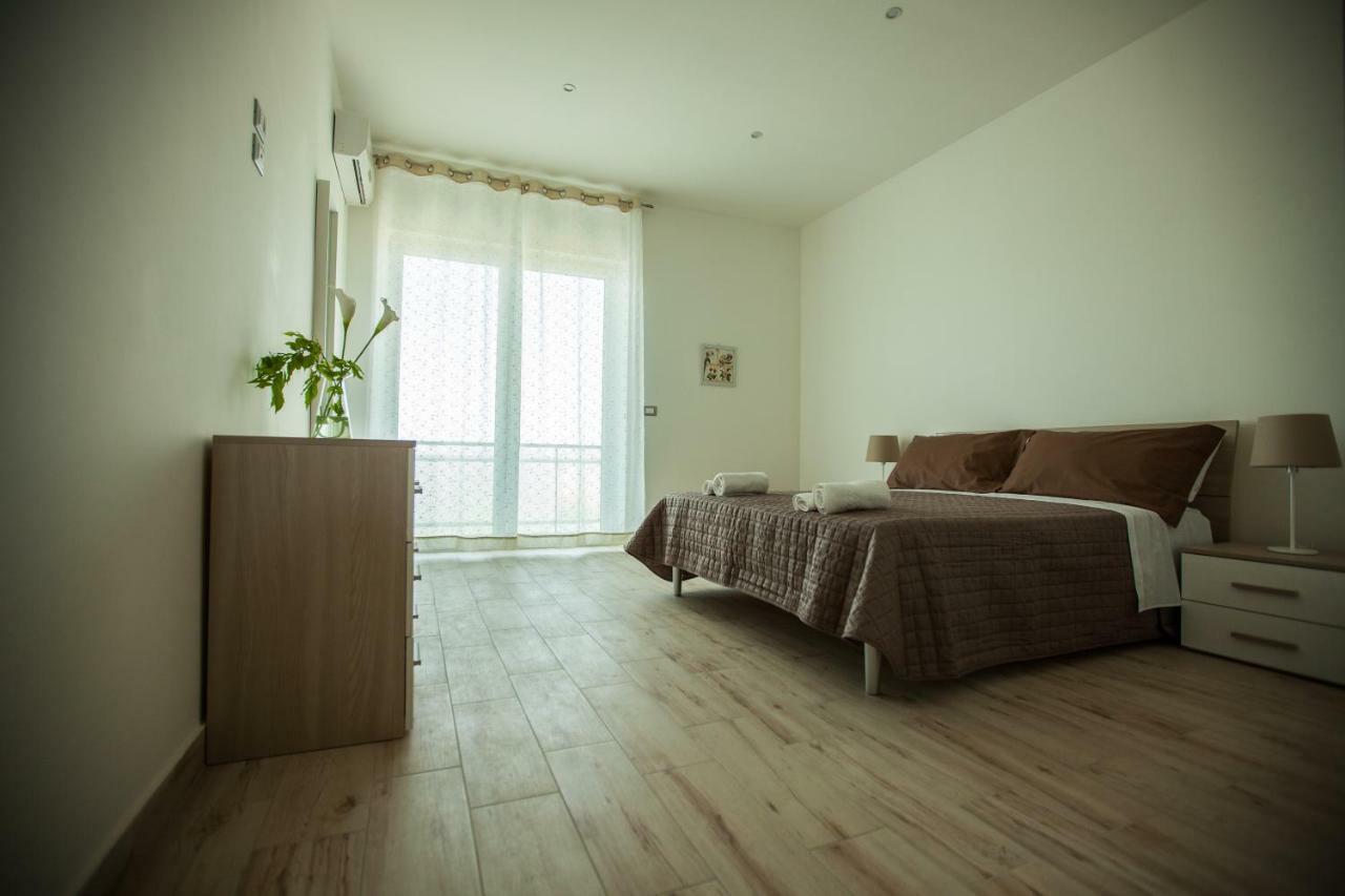 Il Quadrifoglio Apartment Сиракуза Екстериор снимка